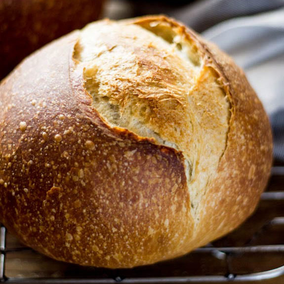 sourdough-bread-round-1-of-1.jpg